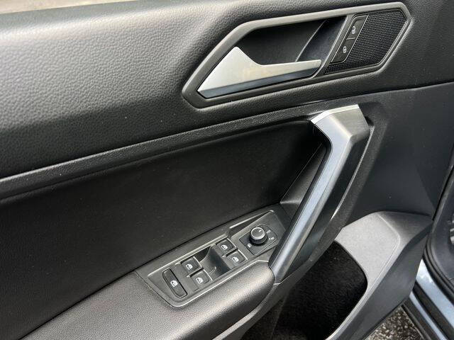 2021 Volkswagen Tiguan SE R-Line Black