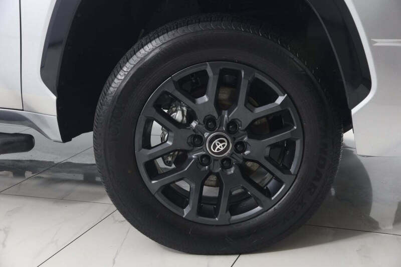 2025 Toyota Tundra Platinum