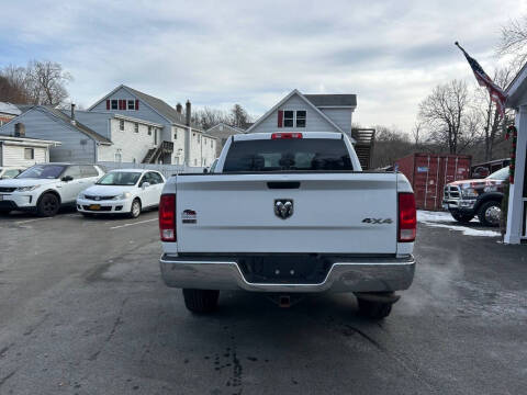 2021 RAM 1500 Classic SLT