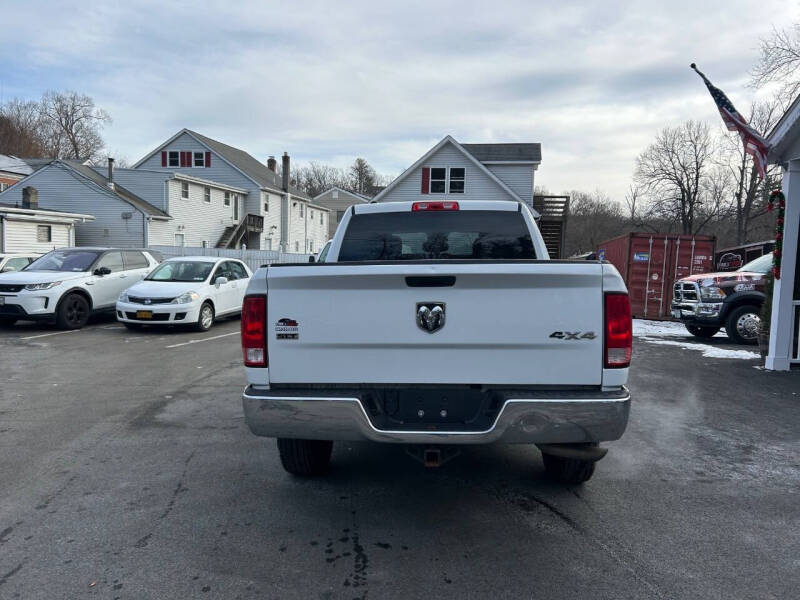 2021 RAM 1500 Classic SLT