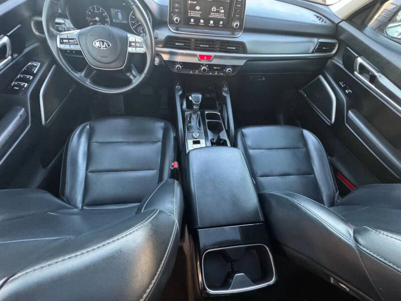 2020 Kia Telluride S