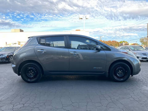 2014 Nissan LEAF SL