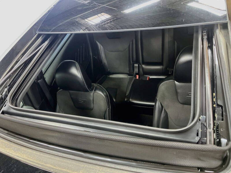 2019 Ford Edge ST