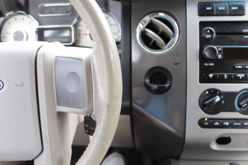 2008 Ford Expedition XLT