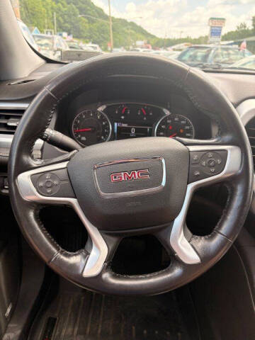 2017 GMC Acadia SLE-2