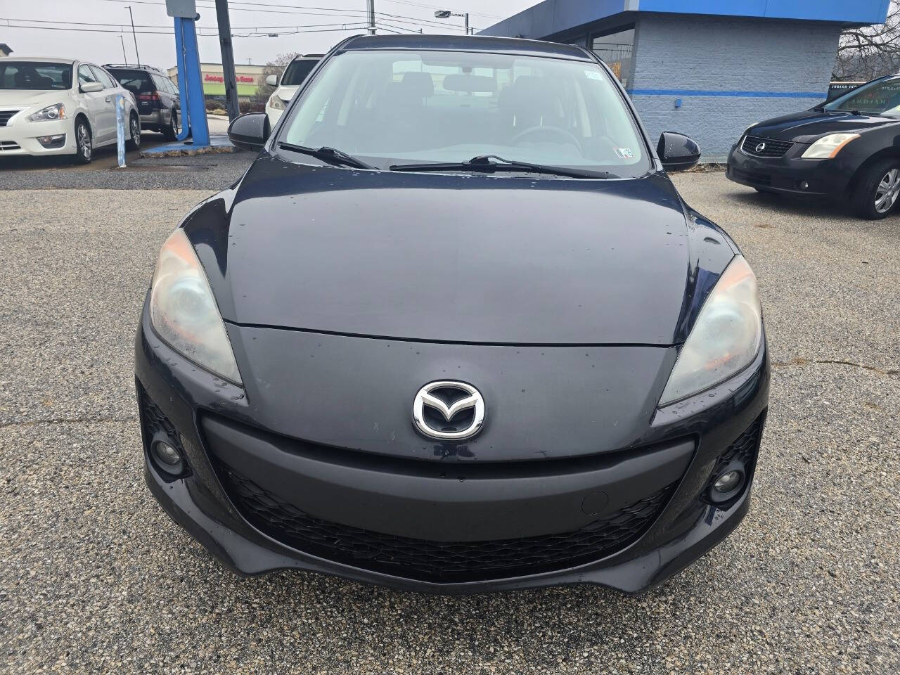 2013 Mazda Mazda3 for sale at QUEENSGATE AUTO SALES in York, PA