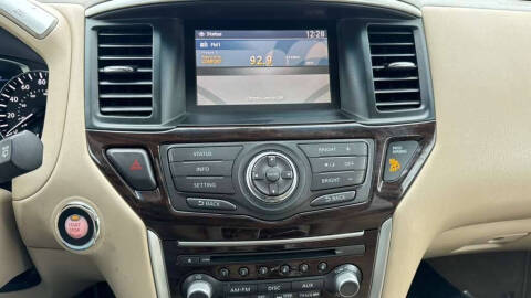 2014 Nissan Pathfinder SL