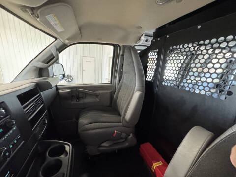 2023 GMC Savana 2500