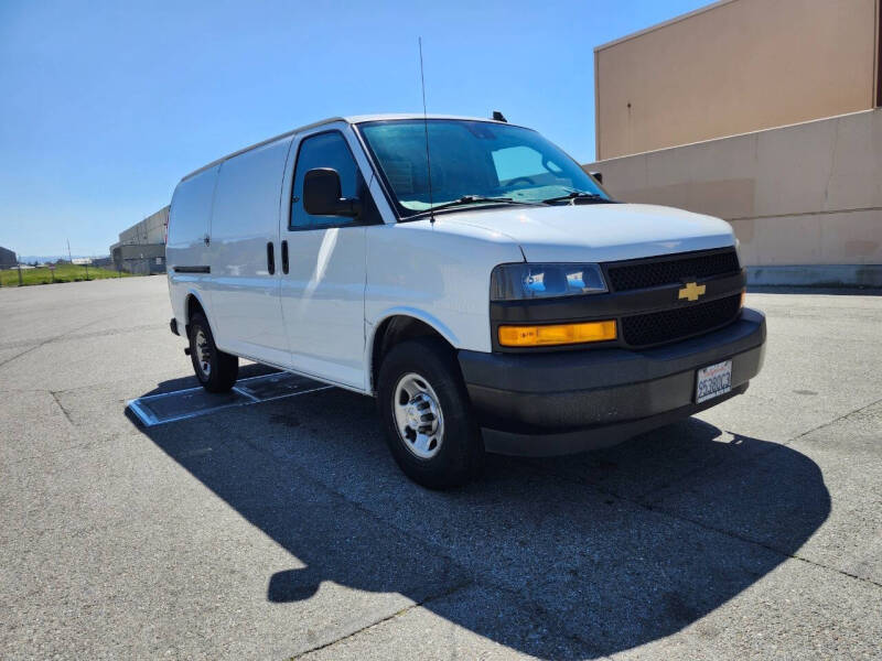 2021 Chevrolet Express 2500