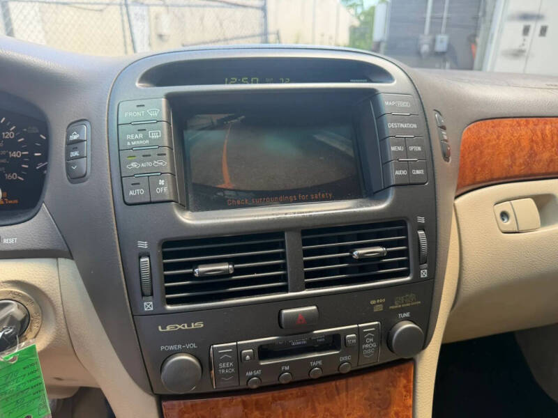 2004 Lexus LS 430