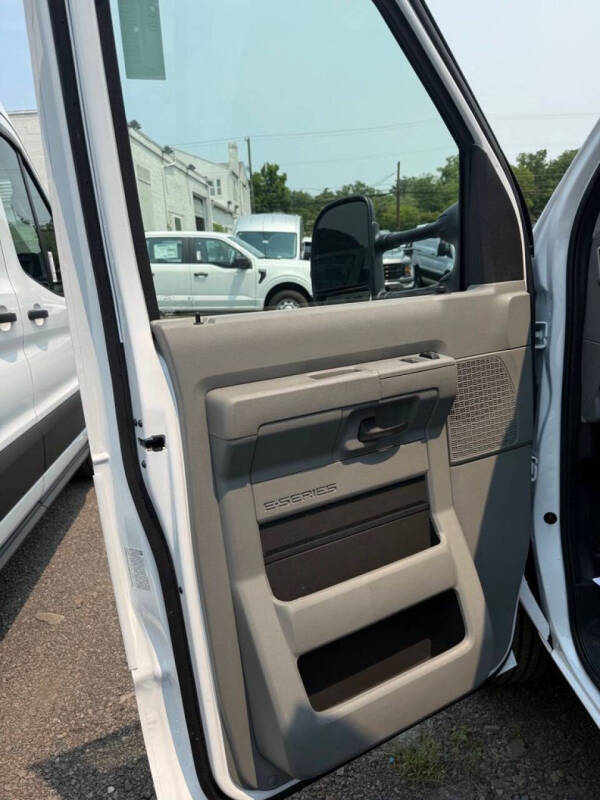 2027 Ford E-Series