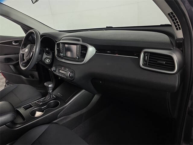 2019 Kia Sorento LX V6