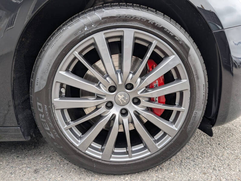 2019 Maserati Ghibli GranLusso