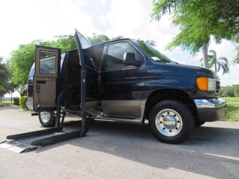 2006 Ford E-Series E-250 SD