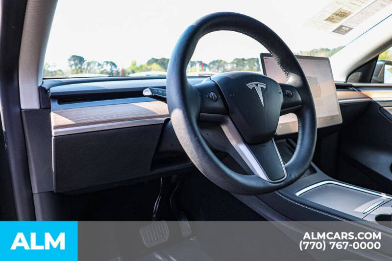 2024 Tesla Model Y Long Range