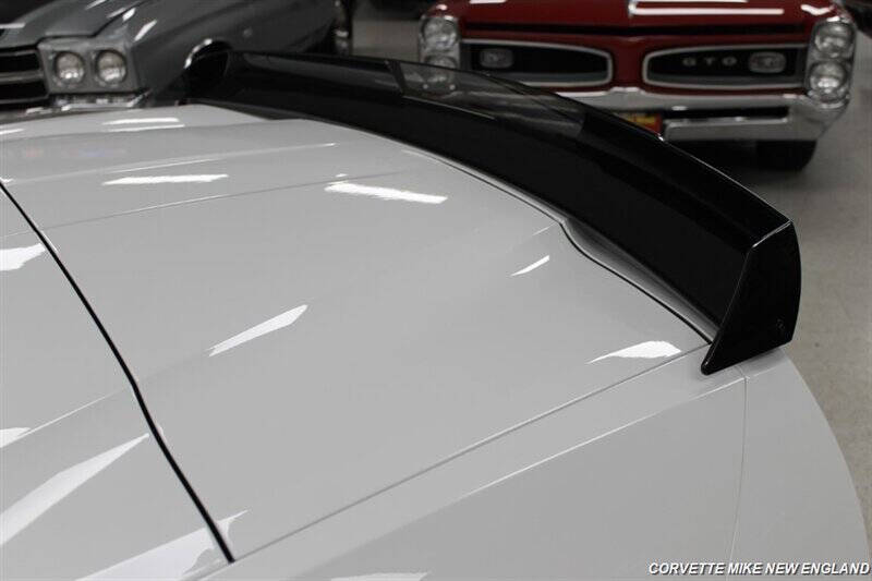 2016 Chevrolet Corvette 15
