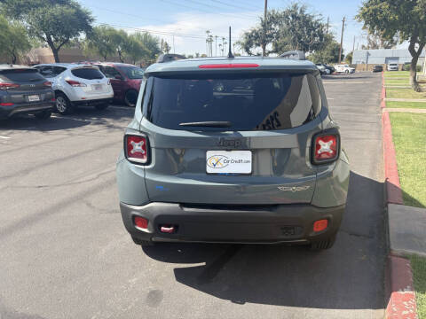 2017 Jeep Renegade Deserthawk