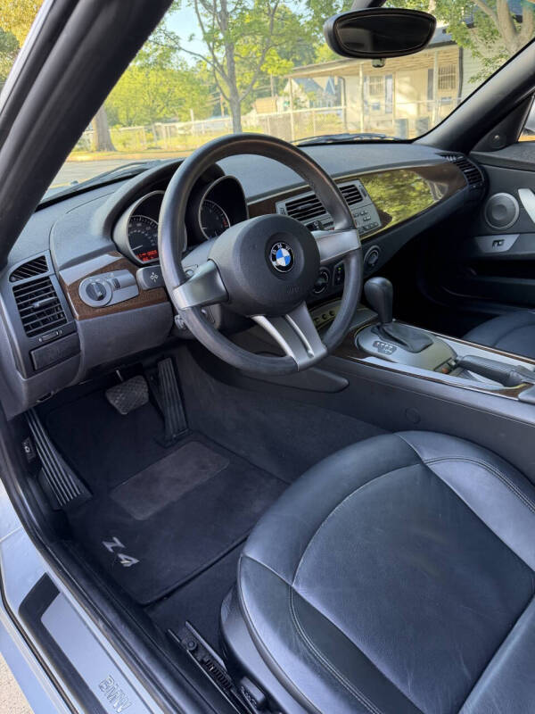 2003 BMW Z4 2.5i