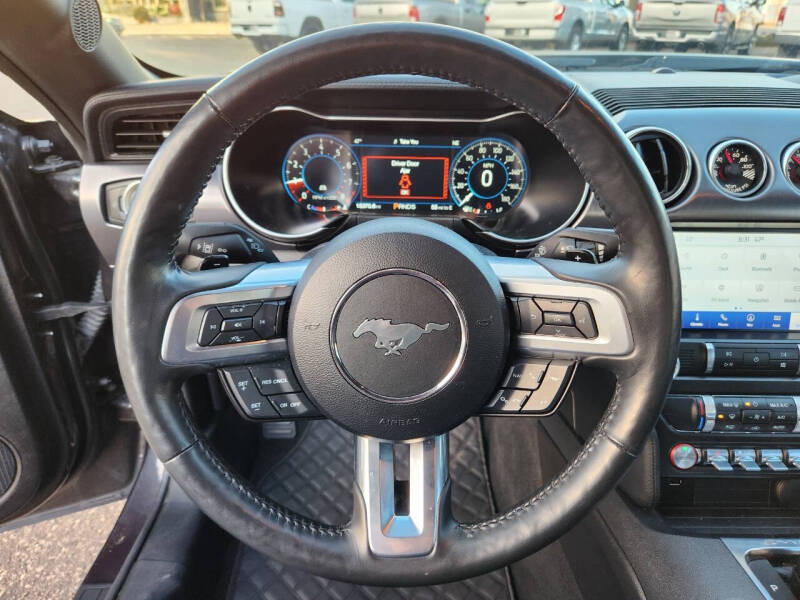 2022 Ford Mustang Mach 1