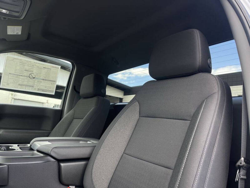 2025 GMC Sierra 1500 Pro