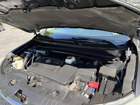 2014 Nissan Pathfinder SV