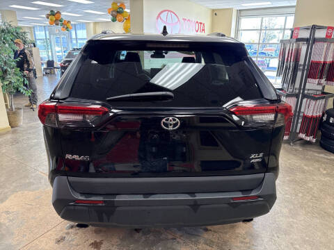 2022 Toyota RAV4 XLE Premium