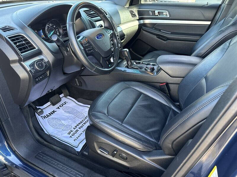 2017 Ford Explorer XLT