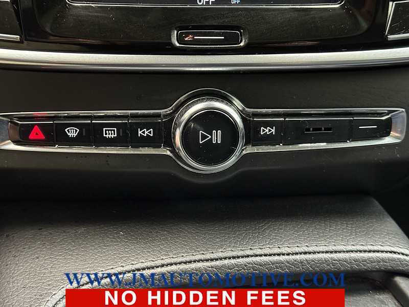 2019 Volvo V90 Cross Country T5