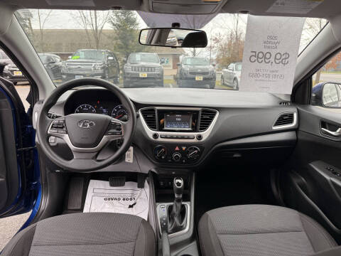 2020 Hyundai Accent SE