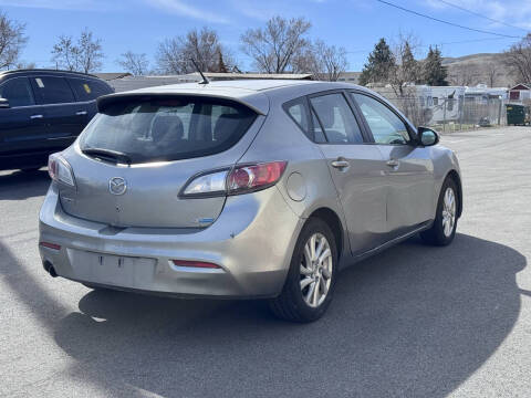 2012 Mazda MAZDA3 i Touring