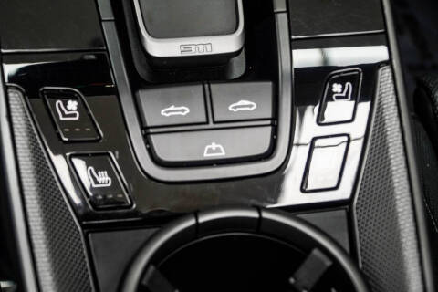 2022 Porsche 911 Carrera