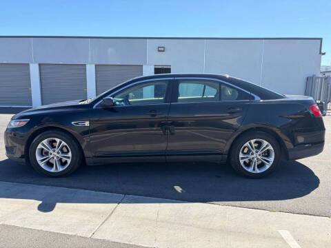 2017 Ford Taurus SE