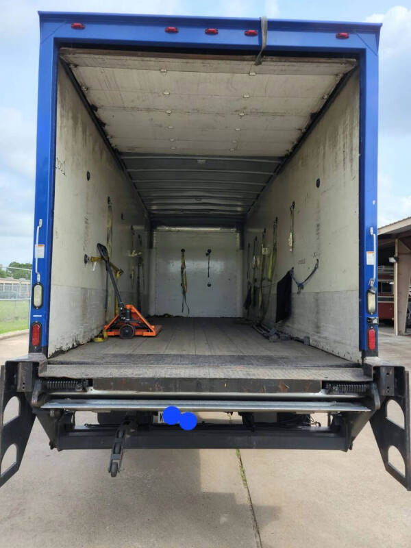 2014 Freightliner M2 106