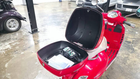 2007 Vespa GTS250ie