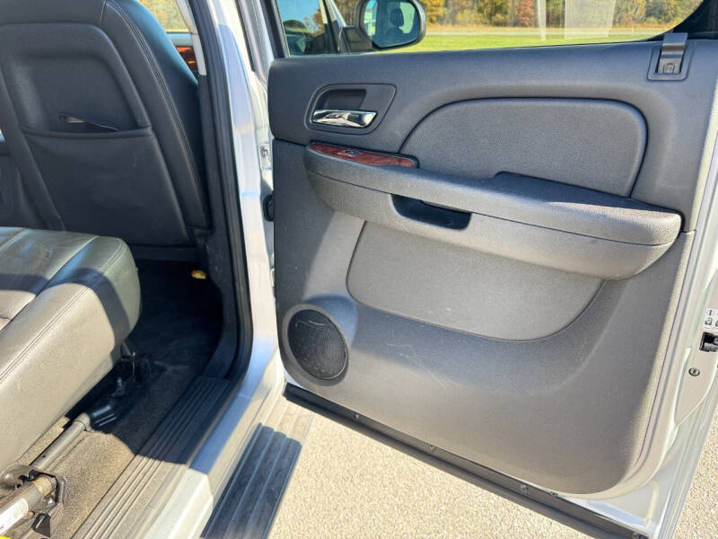 2013 Chevrolet Avalanche LT Black Diamond