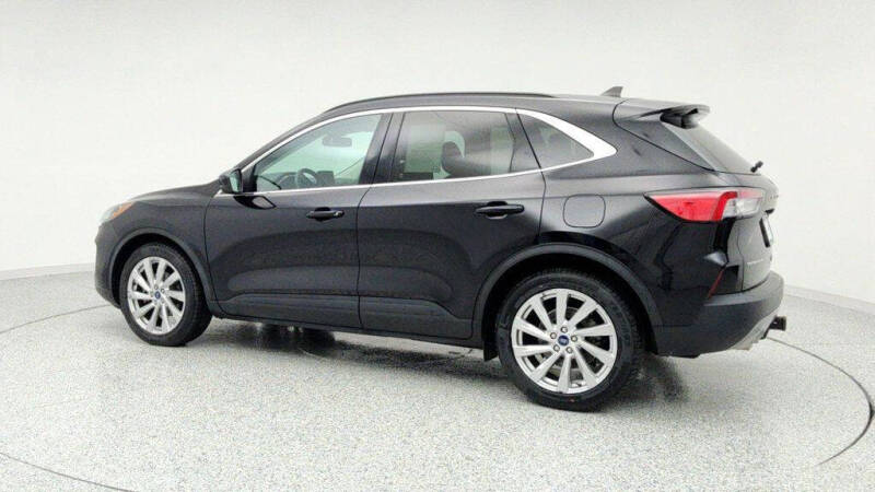 2021 Ford Escape Hybrid Titanium