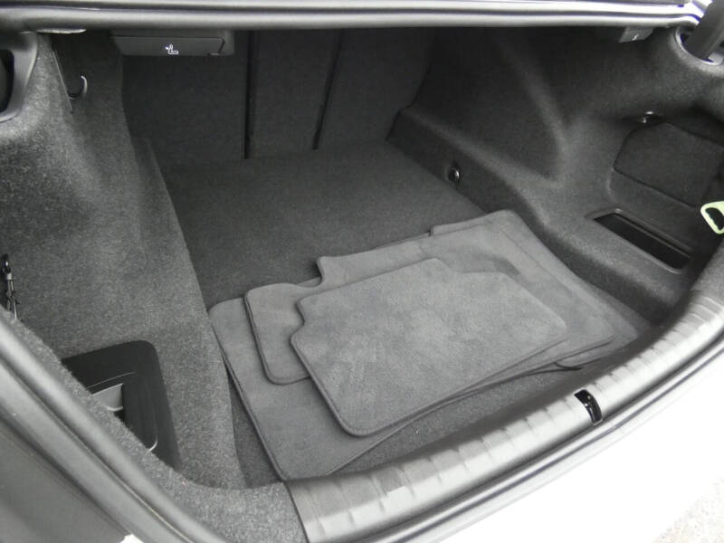 2019 BMW 5 Series 530i