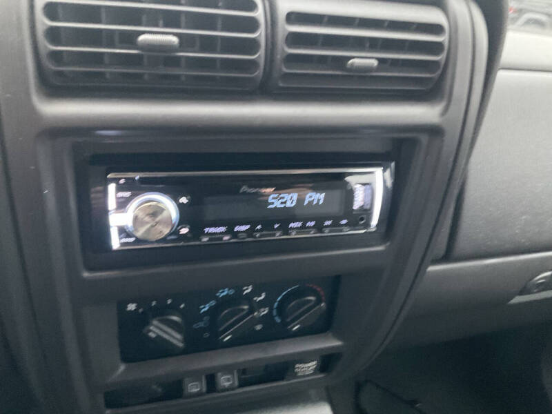 2001 Jeep Cherokee Sport