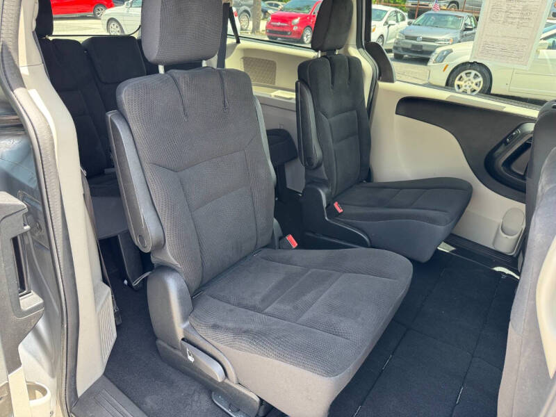 2019 Dodge Grand Caravan SE