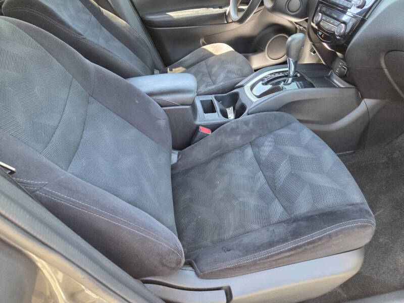 2014 Nissan Rogue SV