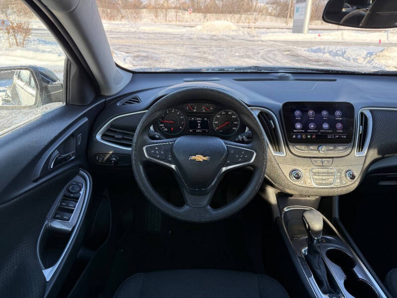 2024 Chevrolet Malibu LT