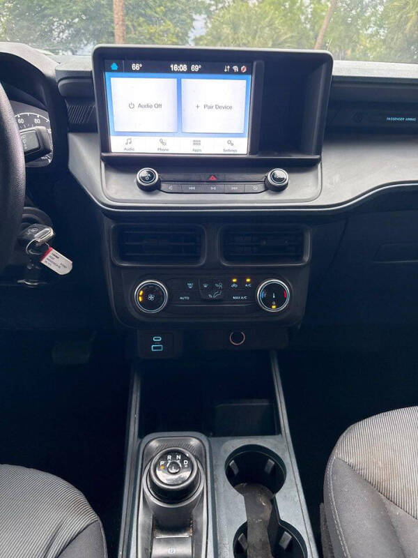 2022 Ford Maverick XL