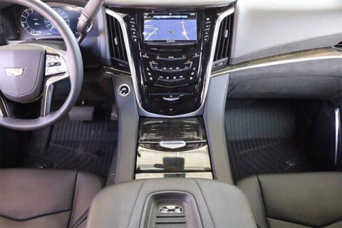 2020 Cadillac Escalade Platinum