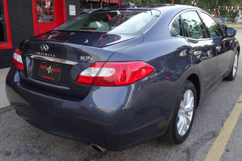 2011 Infiniti M37 x