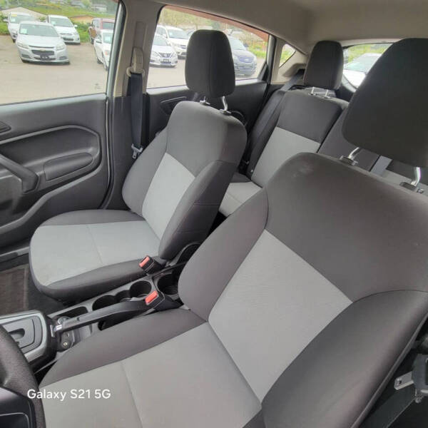 2016 Ford Fiesta S