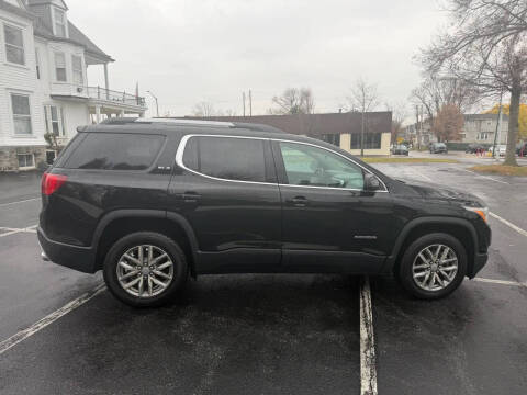2018 GMC Acadia SLE-2