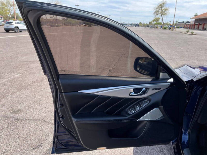 2022 Infiniti Q50 Luxe