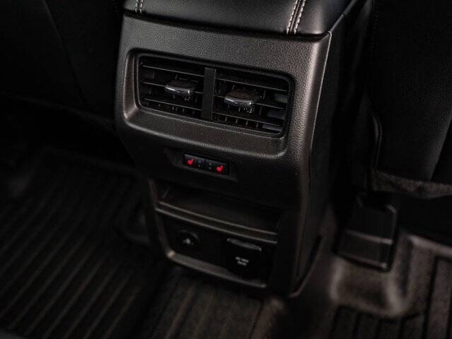 2024 Ford Edge ST