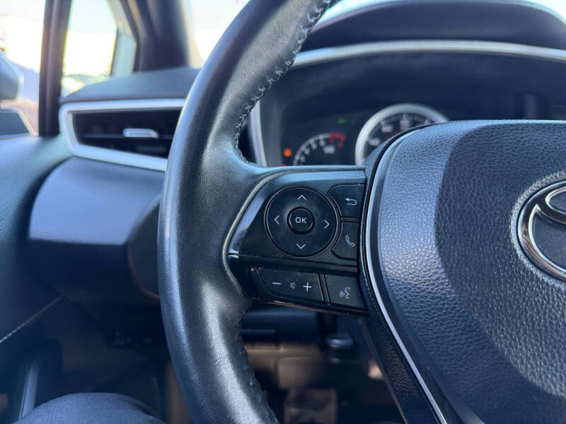 2022 Toyota Corolla Hatchback SE