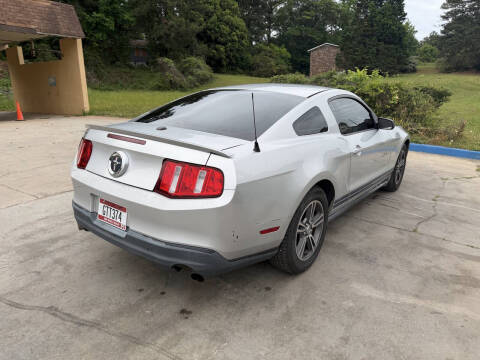 2010 Ford Mustang V6